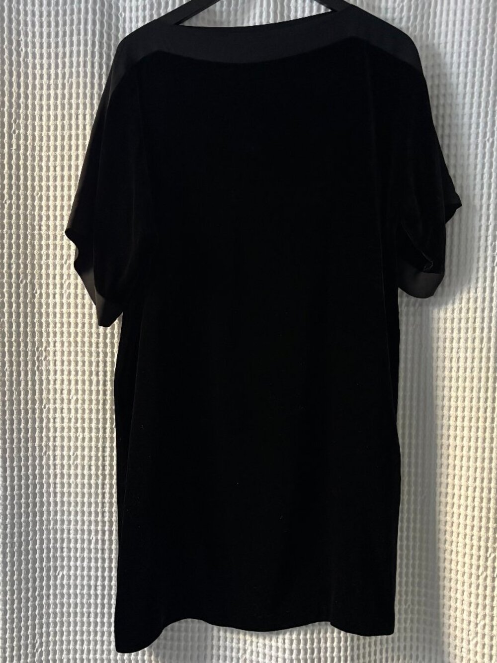 Eileen Fisher black silk rayon velvet bateau neck knee length oversize dress XS